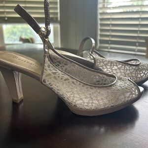 Beautiful lace look style heels, size 8